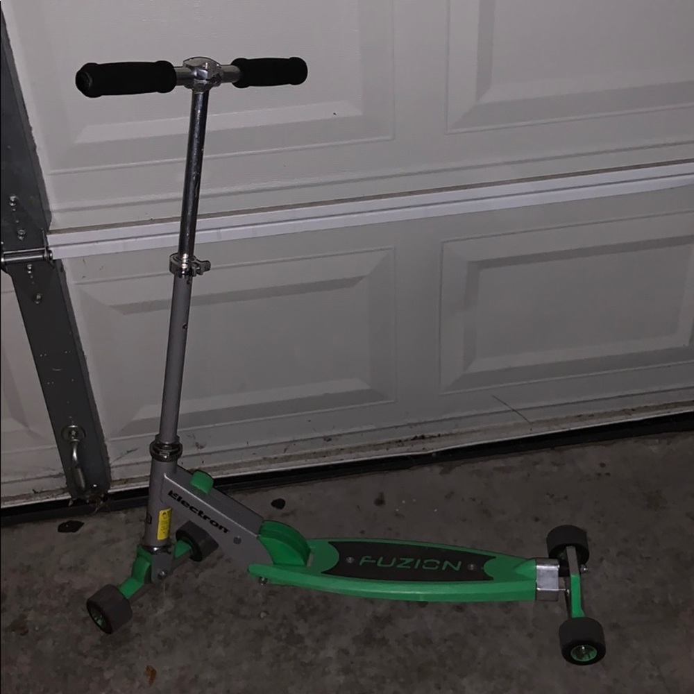 Fuzion scooter
